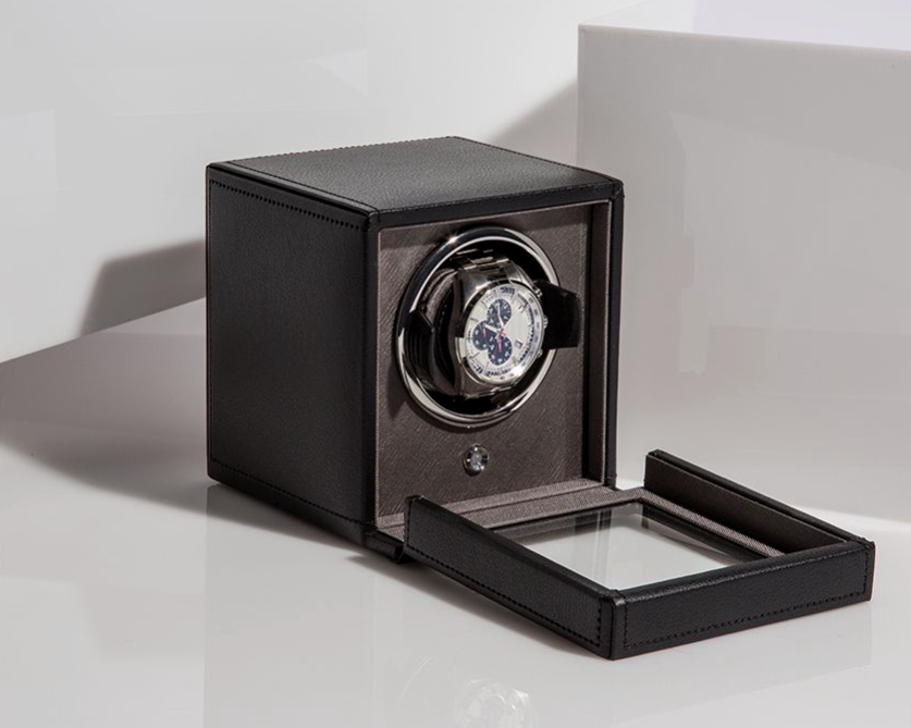 comodo-remontoir-automatico-relojes-negro-cubo-6 comodo remontoir automatico relojes negro cubo